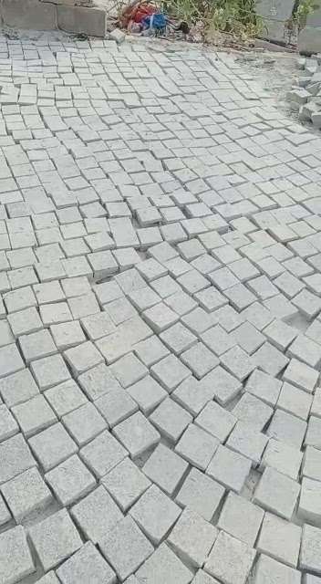 cobble stone pavement
#cobblestone #Cobble #BangaloreStone #pavement 

WhatsApp +91 7025096999