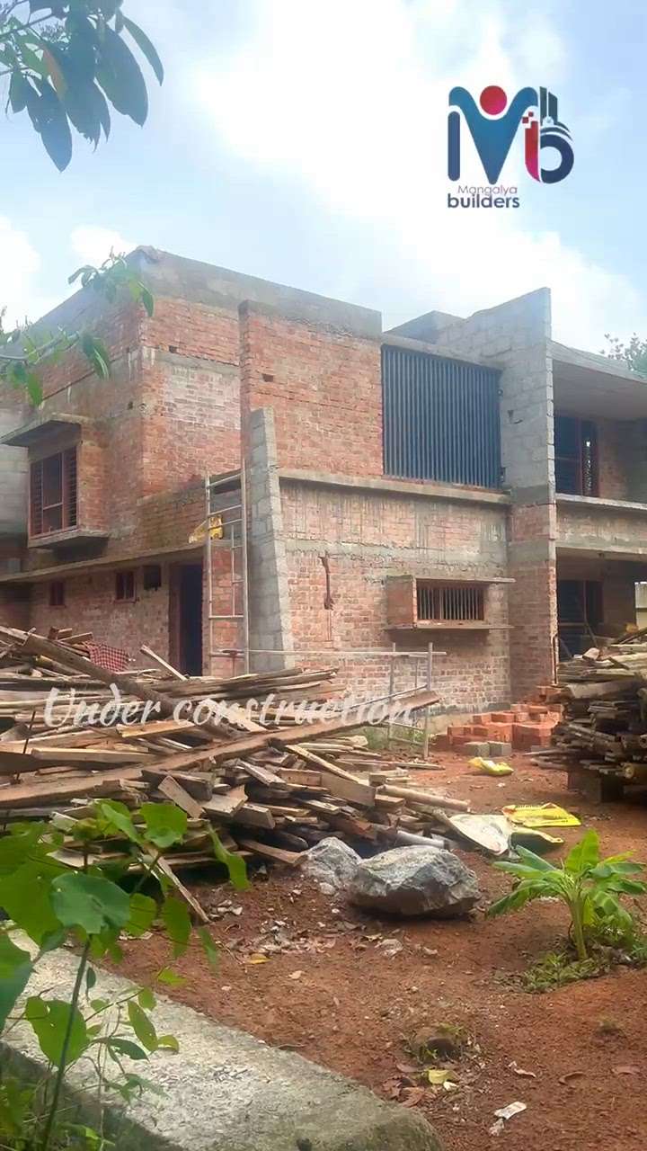 #underconstruction  #underconstructionsite  #undercostruction🚧⚠️  #oyoor  #kottiyam  #ContemporaryHouse  #wirecutbricks