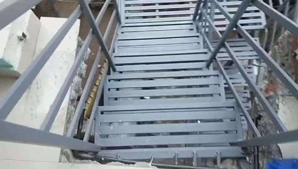 Ladder Steps
T.V.M
con 9745910633/9809407613