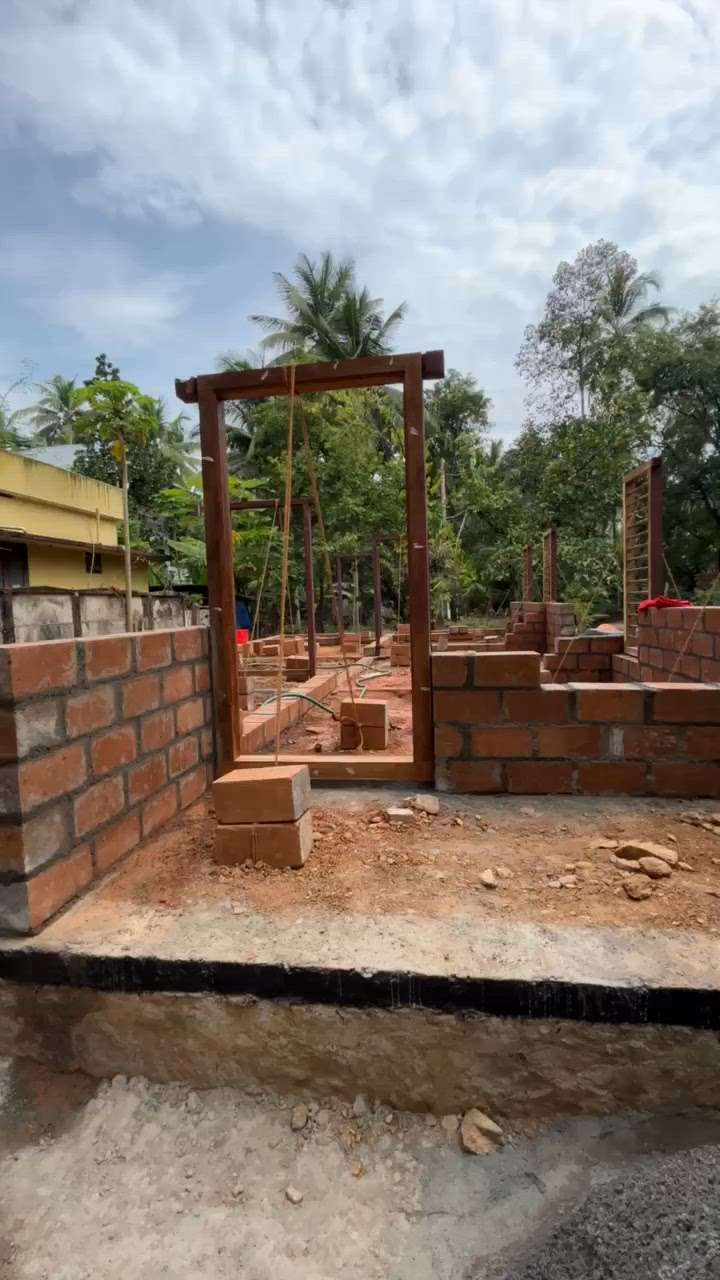 m Brick house construction
site ഗുരുവായൂർ, തൃശൂർ 

contact: 9447643869
contact: 9526308037

 #thrissurbuilders
#bricks  #contractor #civilengineer #homeplanners