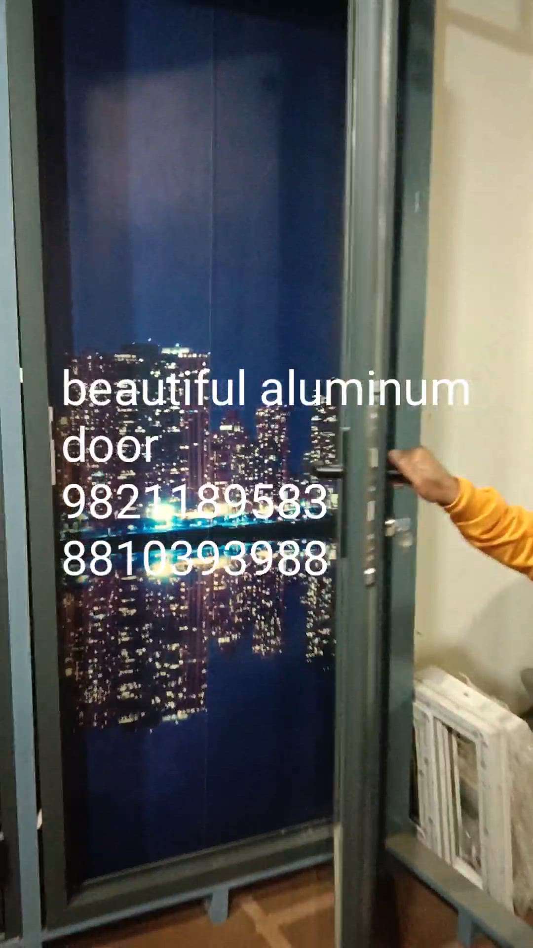 aluminum door in premium looks.  vi tech windows