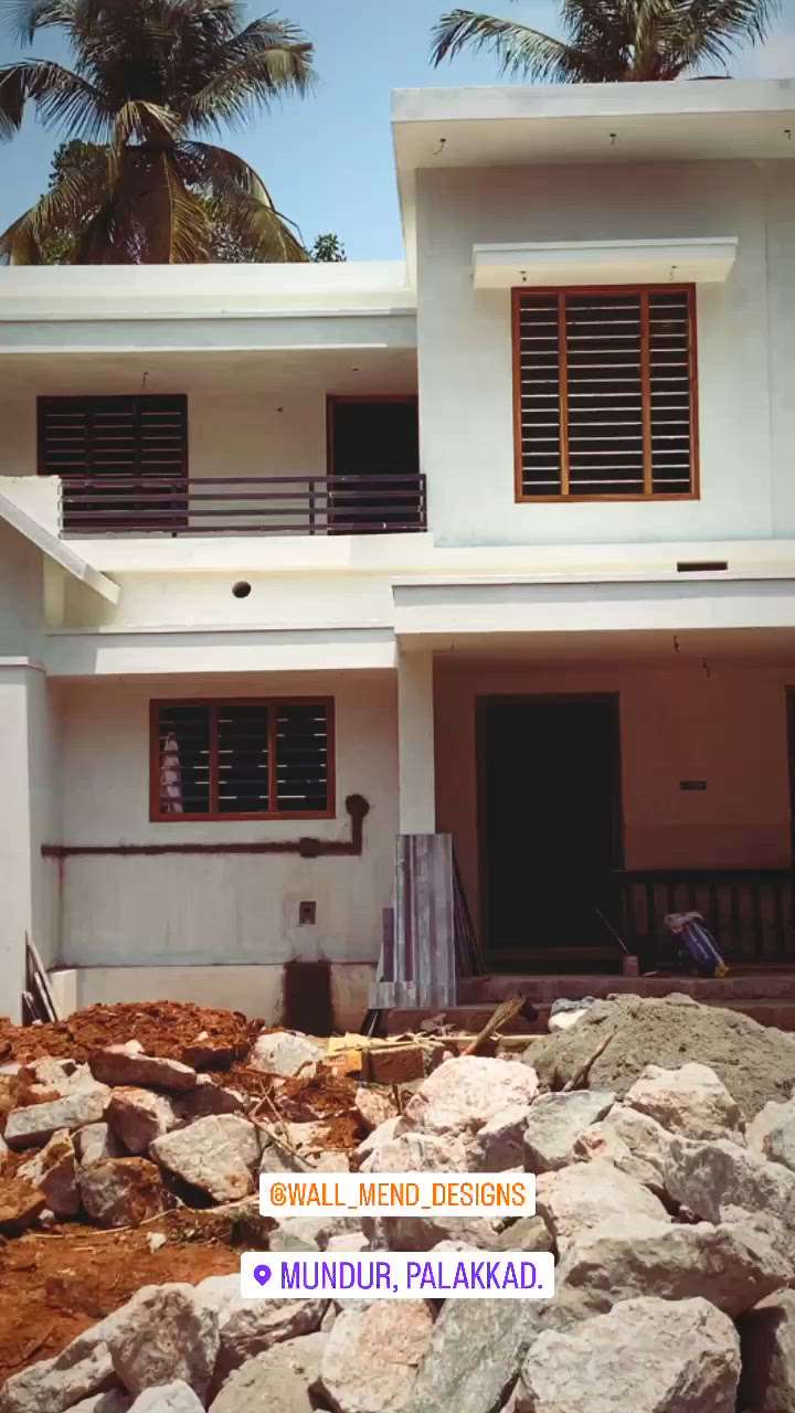 Ongoing project 🏡 
At Mundur Palakkad
.
.
 #3BHKHouse  #budgethomes  #KeralaStyleHouse  #ContemporaryDesigns  #Palakkad