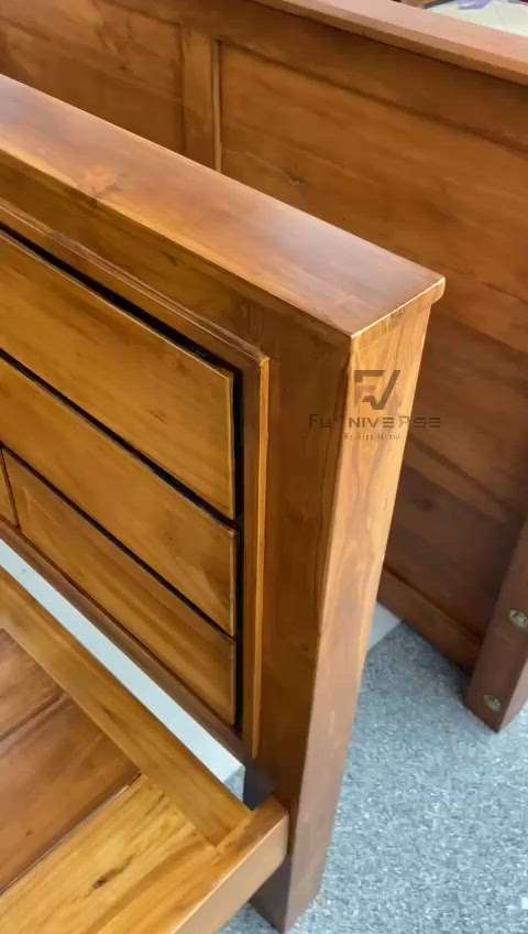 Teak wooden king size cot.... at Furniverse palakkad..... #furnitures  #kola  #Palakkad  #cot  #BedroomDecor  #BedroomDesigns  #WoodenBeds  #LUXURY_BED