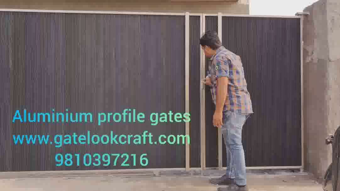 Aluminium profile gates by Hibza sterling interiors pvt ltd manufacture in Delhi #Gurgaon #Faridabad #ghaziabad #Noida #sonipat #bhadurgadh #DELHINCR 
#aluminiumprofilegates #gatelookcraft #silidingdoor #slidinggates #profilegates #maingates #desinggates #housegates