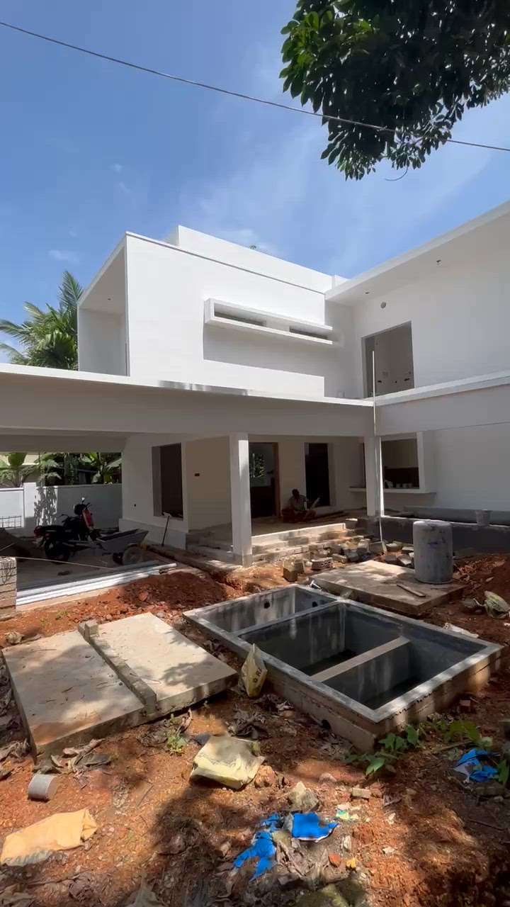 Our recent project for Mr. sarath is progressing at Thiruvaniyoor  #modernhome #architectdesign #residentialdssign
