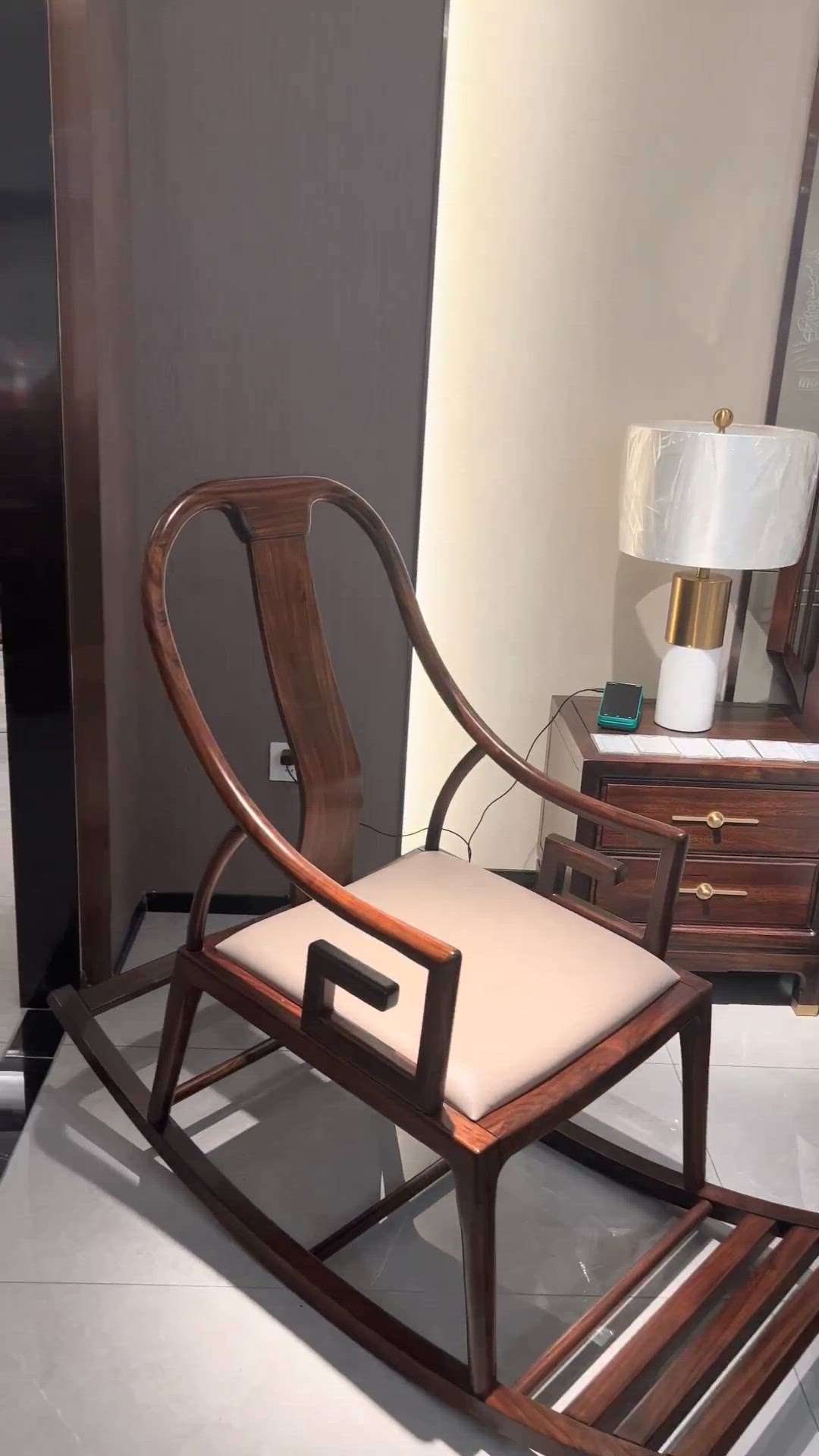 now stock chair all Kerala home delivery free