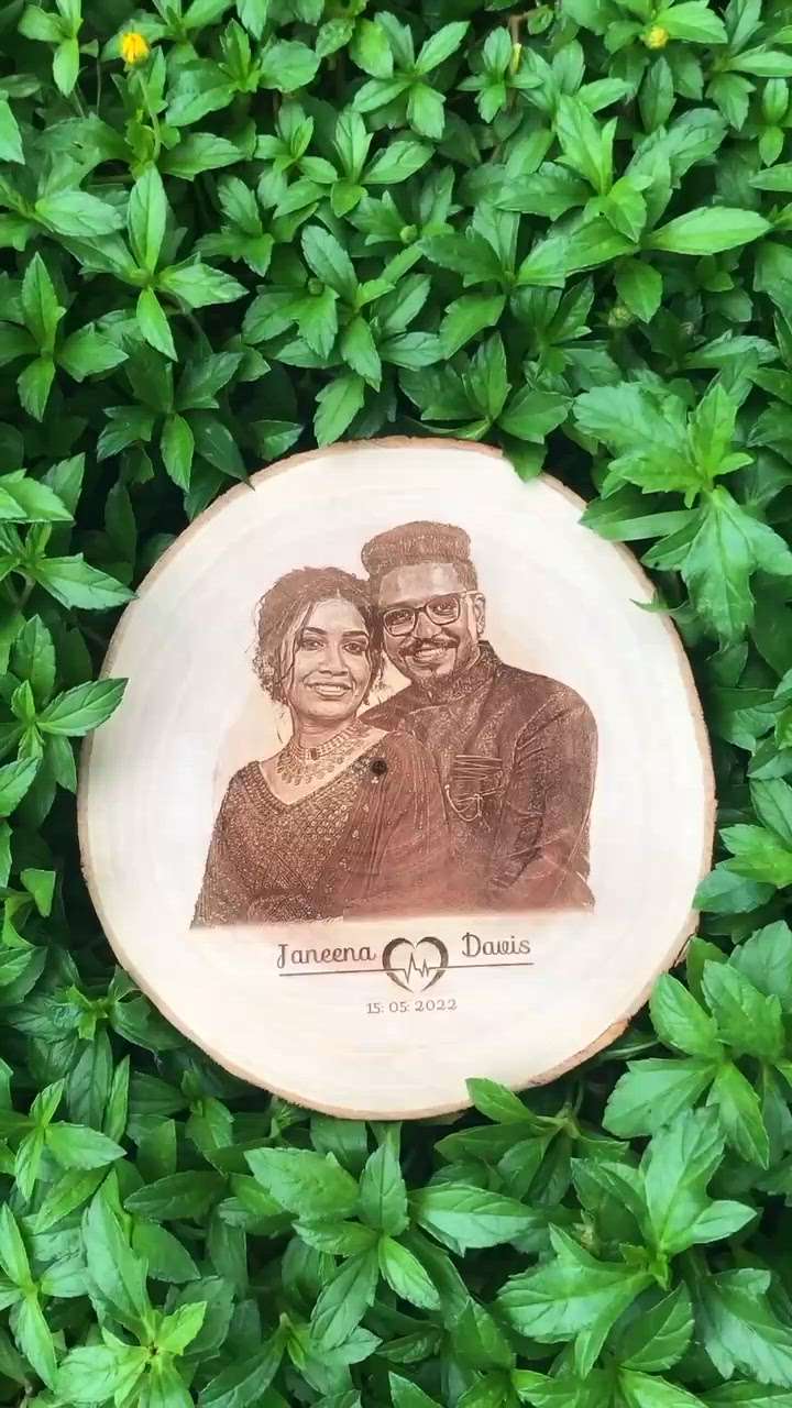Engrave your memories on wooden slice 
 #engraving #gifts #giftideas #potrait #custom #customgift