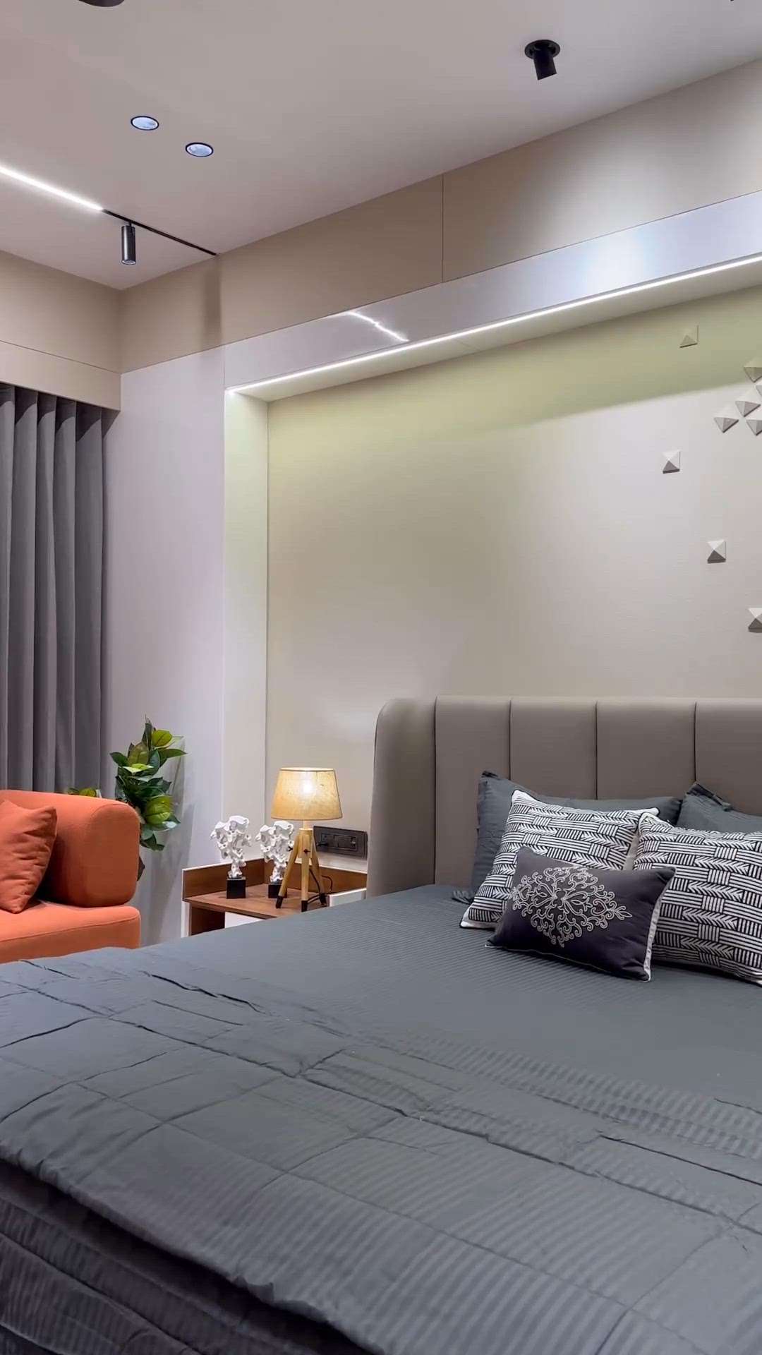 Bedroom outlet 🤘🤘
+91 9785593022,7891166876
.
.
.
#reflexinterior #bedroom #bedroomdesign #Architecture #InteriorDesign #DesignInspiration #ArchitecturalDigest #InstaArchitecture #Interiors #ArchitectsOfInstagram #DesignGoals #InteriorInspiration #DreamHome #ModernArchitecture #HomeDecor #ArchitectureLovers #InteriorDesignIdeas #Archilovers #HouseTour #DesignStudio #InteriorStyling #ArchDaily #HomeDesign #didwana