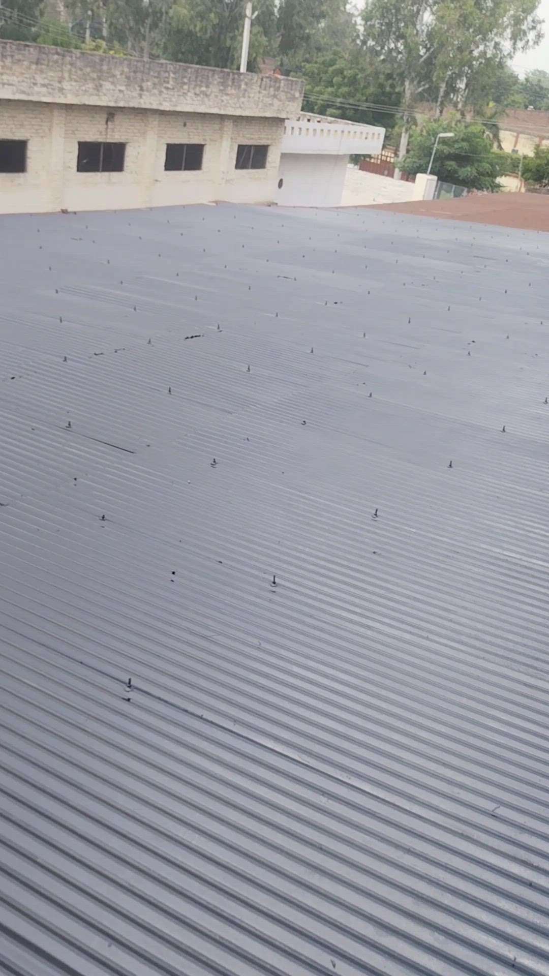 Tin roof waterproofing coting