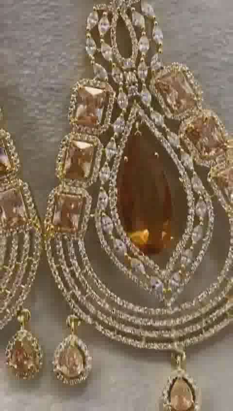 branded American diamond jewellery shaadi party ke liye reasonable price WhatsApp number 8005 990849