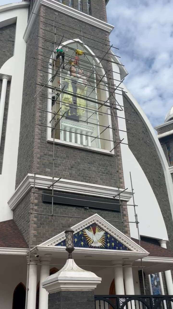 Spider Glazing Our Lady Carmel Church Enamavu #spiderglass #spiderfiting #toughendglasswork