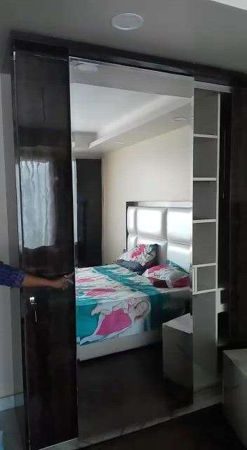 bedroom sliding almirah