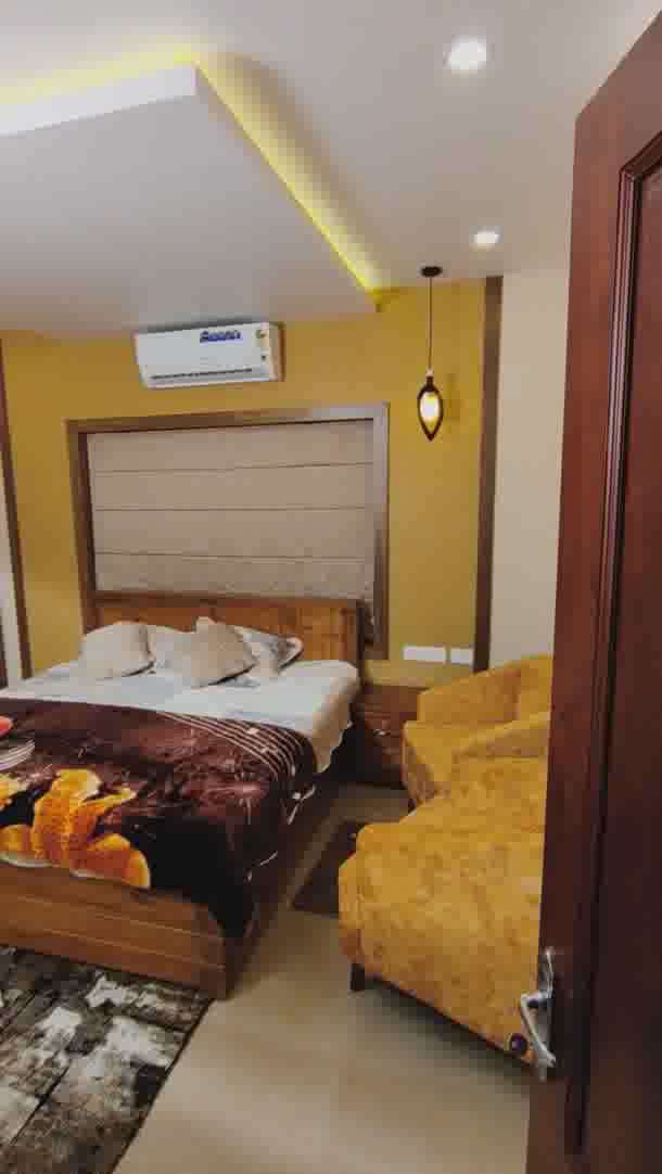 Client: Rafeedha
Location: Pokkome 
Chonokadavath Interiors, Kannur
Call 828 1010 133
 #InteriorDesigner #BedroomDecor #maniyara #KitchenInterior #interiorcontractors #modernminimalism