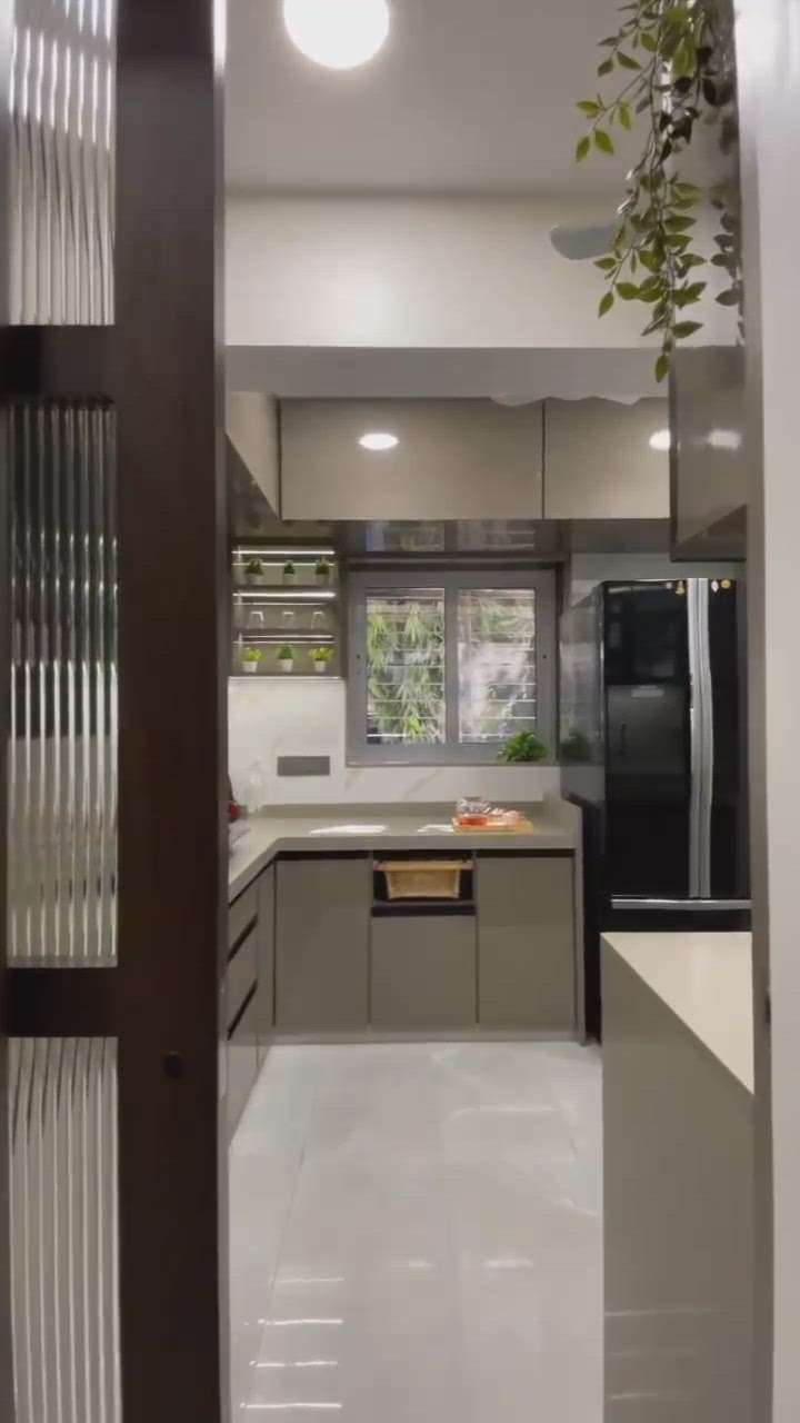 Acrylic Modular Kitchen 😍
make your home luxurious with us 🤗
High quality finnishing premium quality material Branded fittings and many more...
Book now:9993985305
email ayw.kitchen@gmail.com
 #ModularKitchen  #modularkitchen   #ModularKitchens  #modularkitchendesign  #modularkitchenideas  #LShapeKitchen  #kitchens  #InteriorDesigner  #KitchenInterior  #Architectural&Interior  #LUXURY_INTERIOR