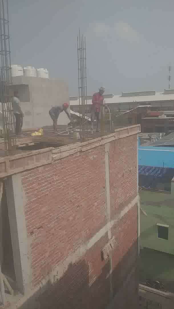 Building Cunstraction work Labour Rate just Rs-200/- sqr ft 
 #cunstrection  #newhomesdesign  #newsite  #workinprogress  #civilconstruction  #beautifulhouse  #contrecter  #cunstractiondelhi