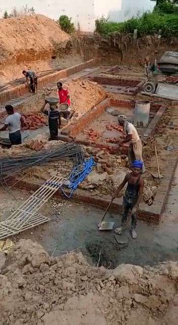 Construction work has started on one of my new site. ❤️
8077017254 
 #CivilEngineer  #civilconstruction  #civilwork  #civil_engineer_07  #civilknowledge  #civilengineers  #HouseConstruction  #constructionsite  #ConstructionTools  #constructioncompany  #constraction   #Delhihome  #DelhiGhaziabadNoida  #delhincr  #delhiconstruction  #noidainterior  #InteriorDesigner  #hapur  #meerut  #LUXURY_INTERIOR  #InteriorDesigner