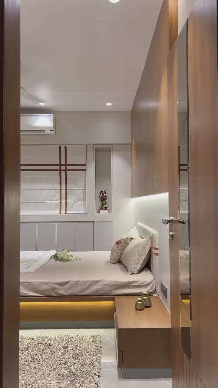Luxury Bedroom Design

 #BedroomDecor  #MasterBedroom  #KingsizeBedroom  #BedroomDesigns  #BedroomIdeas  #FalseCeiling  #modularwardrobe  #cot  #WallDecors  #LivingRoomWallPaper  #wallpannel