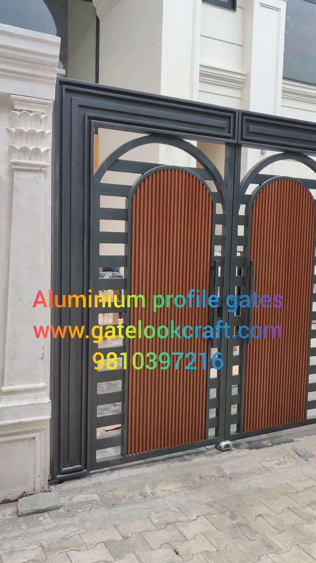 Aluminium profile gates by Hibza sterling interiors pvt ltd #gatelookcraft #art #architecture #architectgatedesign #architect #viral #aluminiumprofilegates #gates #maingates #fancygates #modulargates #powdercoating #pvdcoating