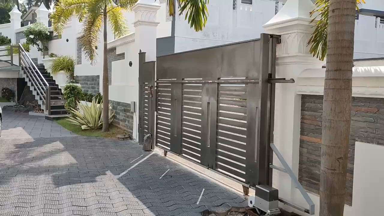Automatic Gates work 
Contact us 8921122814
8714112893