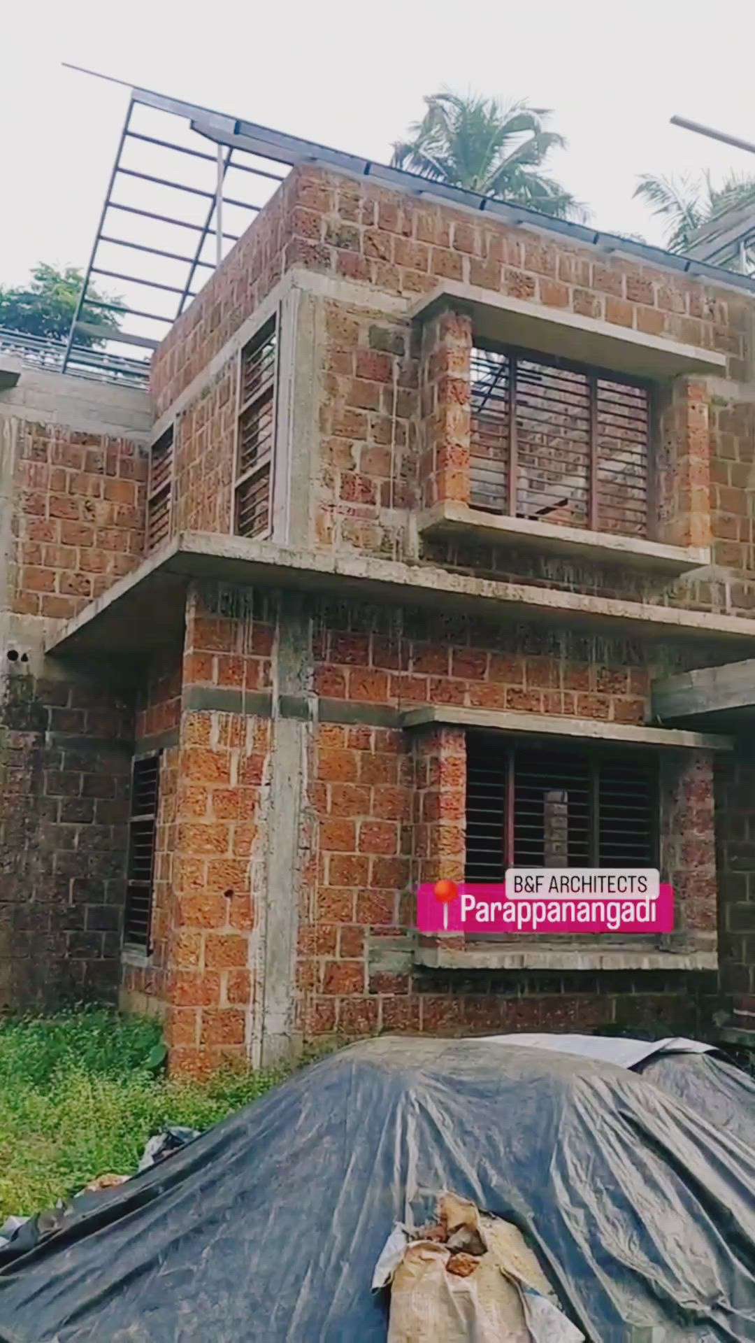 B&F ARCHITECTS 

#parappanangadi #housedesign #architects #architecturedesign #Kozhikode