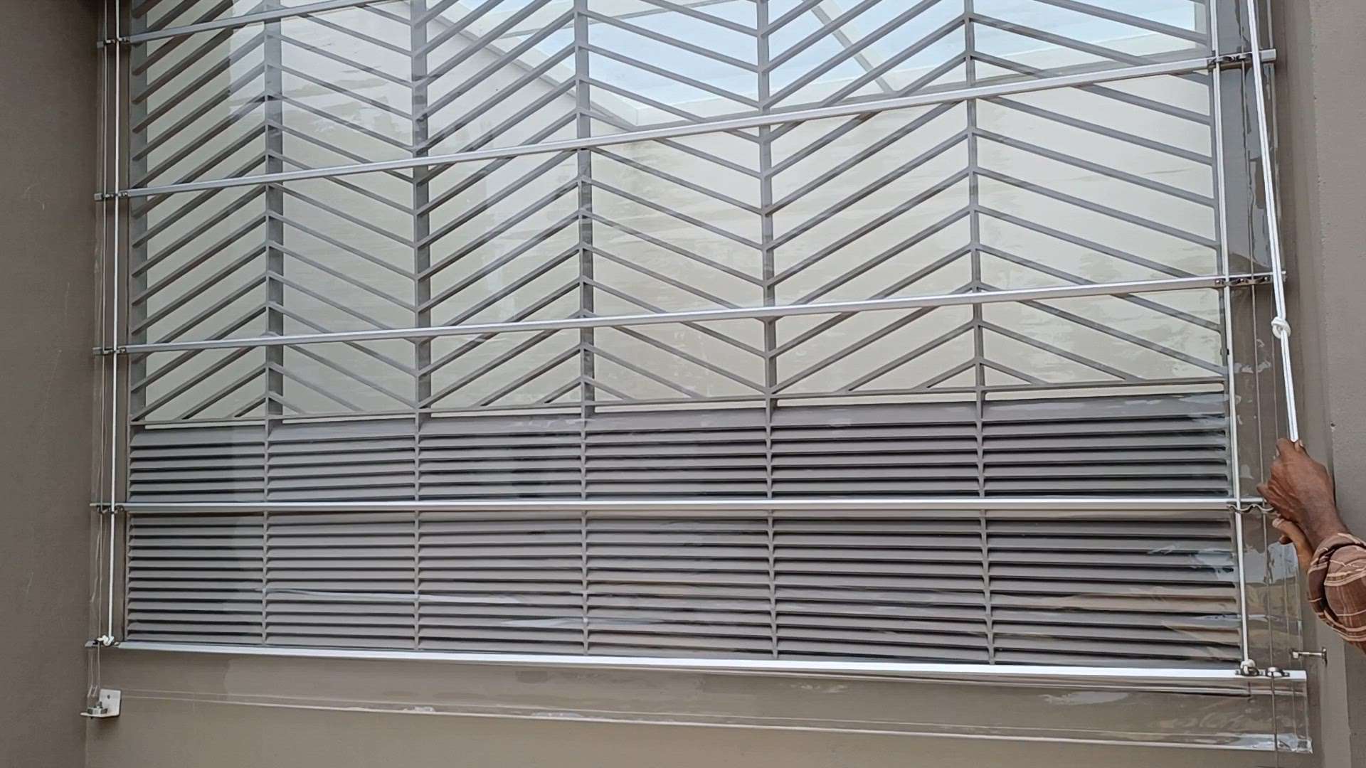 monsoon blinds protects your valuables fron sun and rain #WindowBlinds