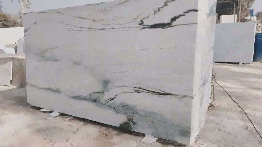 JK White Marble - Size L9.5ft / H5ft - 16MM Thickness - No powder filling - Premium Quality White Marble - Quantity available 2400SQFT

 #jkwhite  #whitemarble  #MarbleFlooring  #FlooringSolutions  #FlooringServices