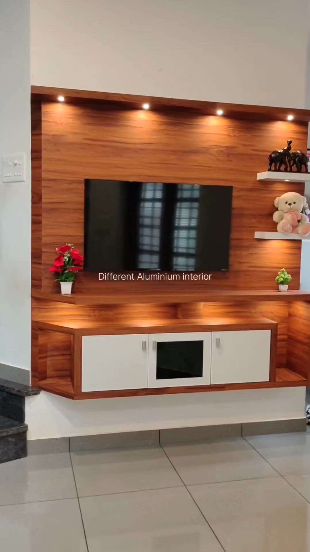അലുമിനിയത്തിൽ ചെയ്‌ത ഒരു tv unit😍more details👉9946274303
#creatorsofkolo #tvunits #aluminium #fabrication #interior