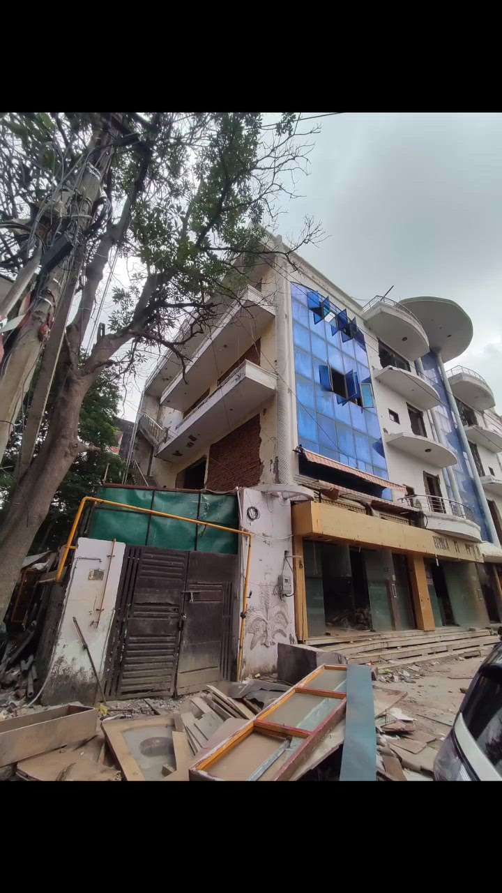 Design project studio  
Interior design 
#Ghaziabad #noida #DelhiNCR 
Contact 
📧 :- Designprojectstudio.in@gmail.com
☎️ :- 078279 63743 

 #Interiordesign #elevationdesign #stone  #tiles #hpl #louver #railings #glass
