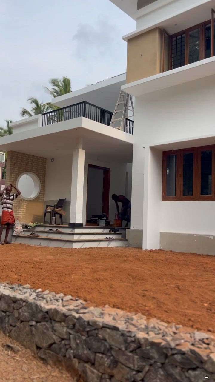 Latest work on final stage
 #Thrissur #CivilEngineer #HouseConstruction #constructioncompany
