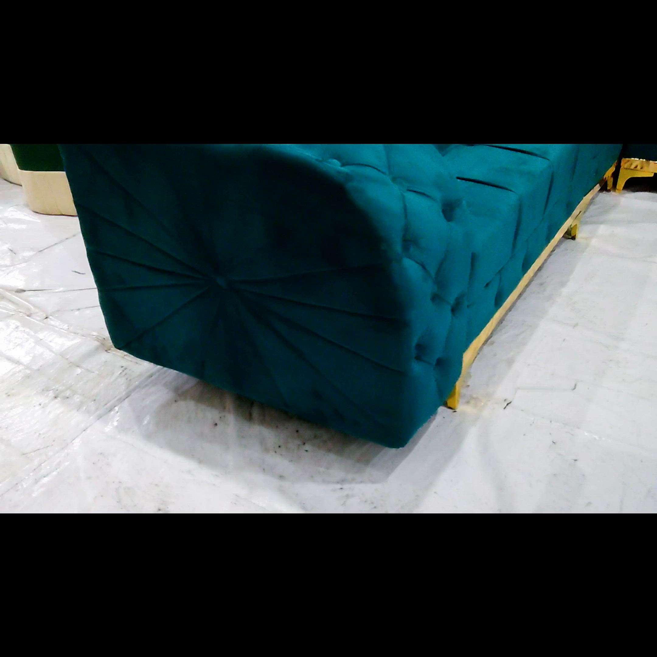 Sofa set 😍

Direct factory manufacturing wholesale price best quality 
Low price

immi furniture
For Detail contact -
Call & WhatsAp

6262444804
7869916892
#immifurniture

Sofaset/ luxury sofa/new Sofa Design/modern sofa/corner sofa #shoart #viral  #sofa #interior #indore #video #furniture #furnituredesign

Address : chandan nagar sirpur talab ke aage dhar road indore
 http://instagram.com/immifurniture
 https://youtube.com/channel/UC4IdjOlIdfWCK2YASlpFXgQ
 https://www.facebook.com/Immi-furniture-105064295145638/

#furniture #interiordesign #homedecor #design #interior #furnituredesign #home #decor #sofa #architecture #interiors #homedesign  #decoration #art #MadhyaPradesh #Indore #indorewale #indorecity #indorefurniture #indianfood #indorediaries #india  #indianwedding #indiandufurniture #sofaset #sofa #bed #bedroomdesigns #trand #viralvideo