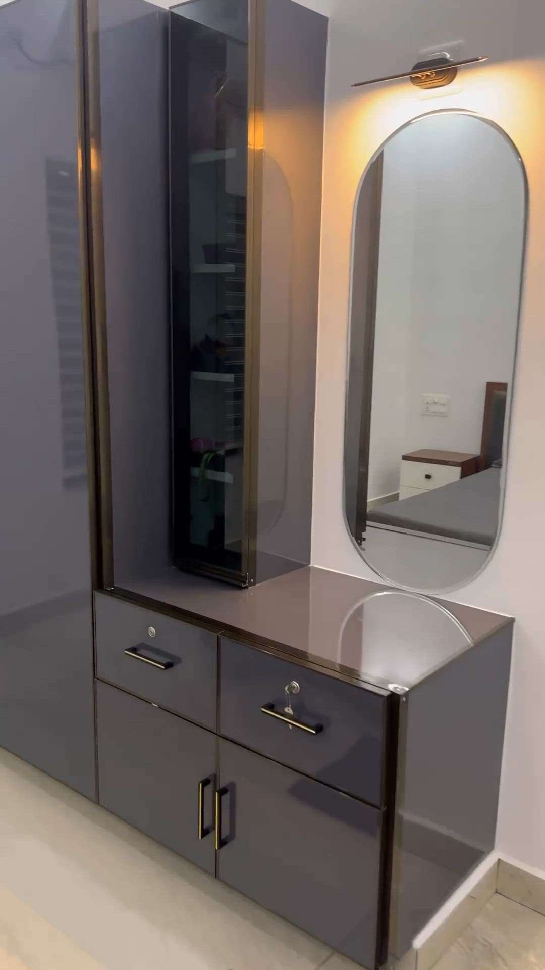 best design for almirah with mirror 🙏 #hibainteriors  #bestinteriordesign