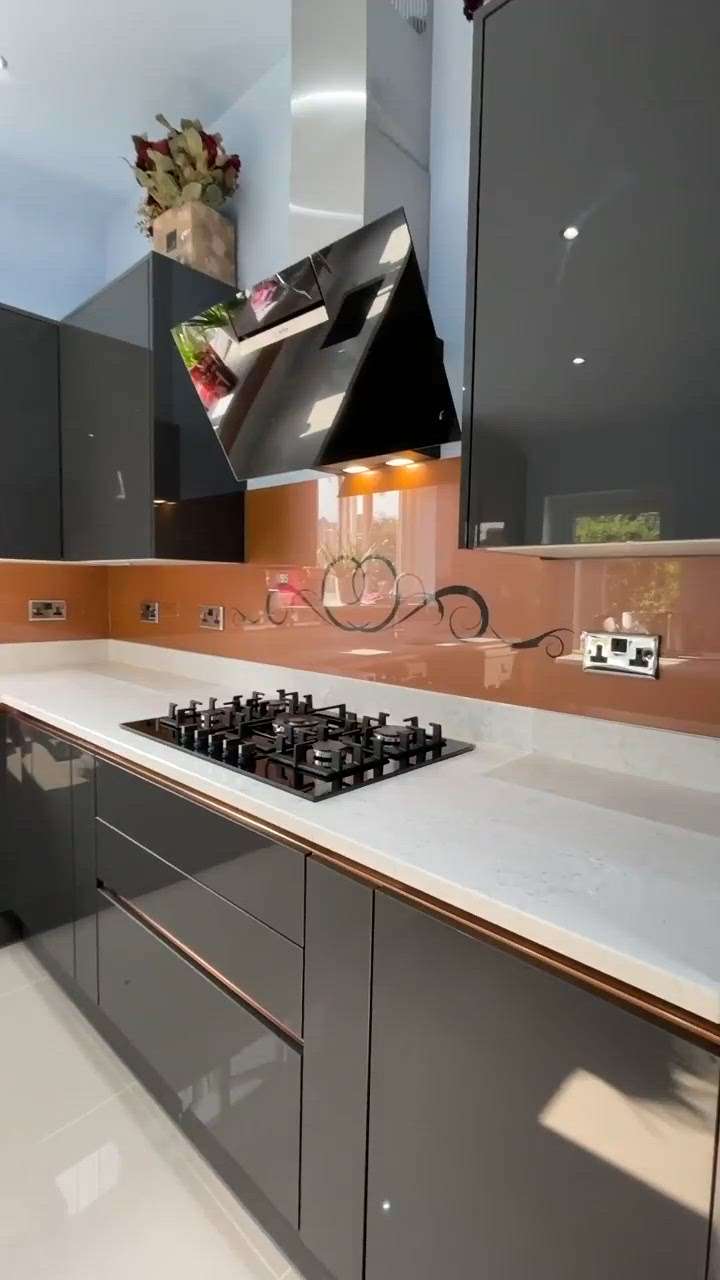 Modular Kitchen Design with Nice Back Palash 👍🙏 #ModularKitchen #KitchenDesigns