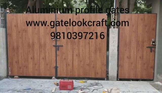 Aluminium profile gates by Hibza sterling interiors Pvt Ltd manufacturer in delhi gurgaon faridabad ghaziabad Noida #gatelookcraft #aluminiumprofilegates #profilegates #maingates
#fancygates #gates #designergates #irongates