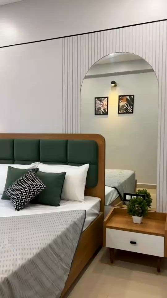 Simple Master Bedroom Design 
93039 93688