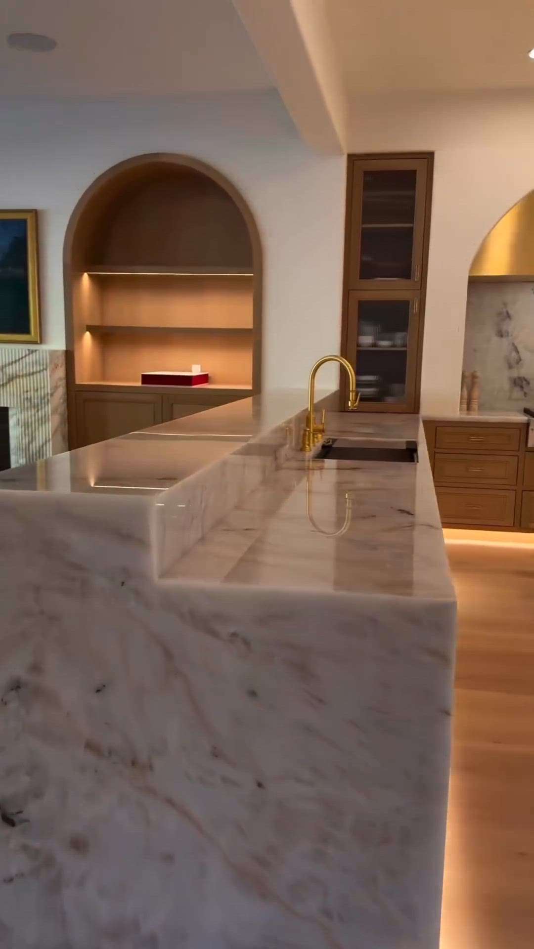 luxury modular kitchen  #LUXURY_INTERIOR  #luxurykitchen