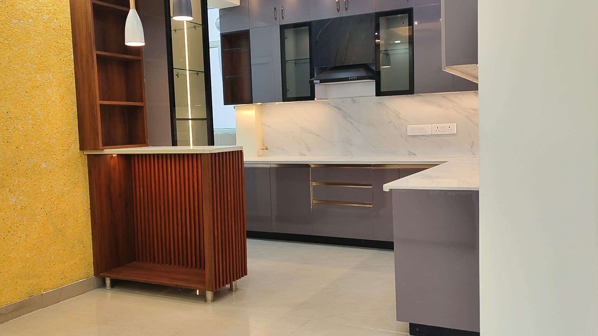 Best Modular kitchen design ❤️

#ModularKitchen  #Almirah