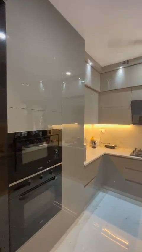 modular kitchen design on acrylic sheet #koloapp #ModularKitchen #InteriorDesigner #noidaintreor