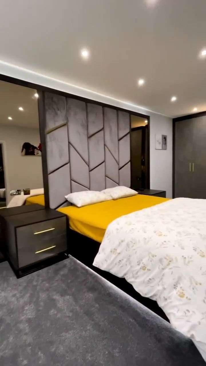 #BedroomDesigns with almirah #BedroomDecor  #Almirah  #PVCFalseCeiling  #Pvcpanel
