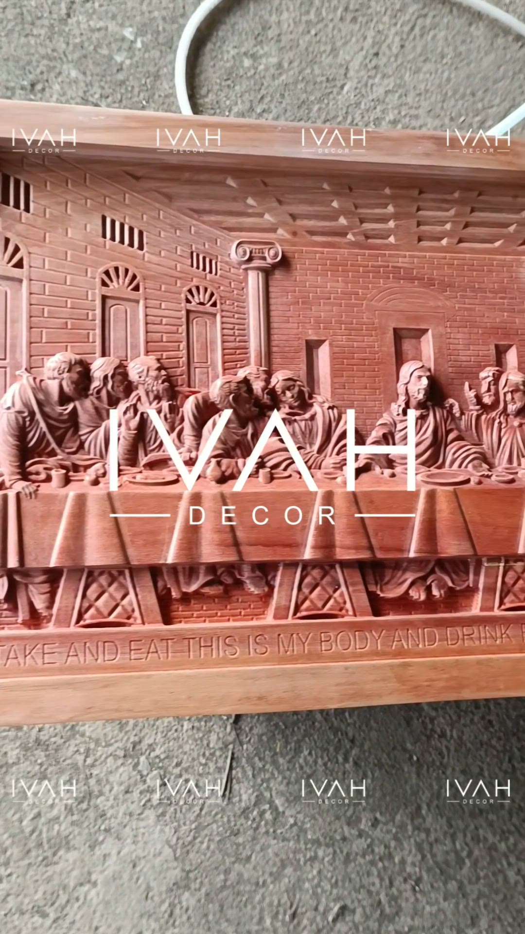 Last Supper wood carving size 90cm x 45cm in mahagany wood 
For more details plz WhatsApp or call us : 7561091369