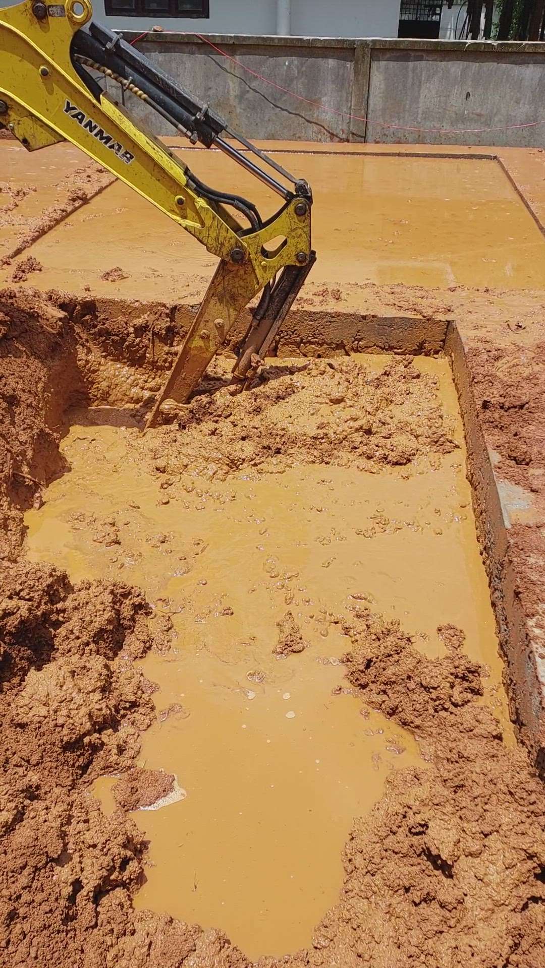 red earth filling (compaction) 
  more info 9061902672  

 #filling  #compaction
 #redearth 
 #basementfilling 
 #keralastyle 
 #earthfilling 
 #best_architect 
 #topbuilders 
 #avidarchsolution