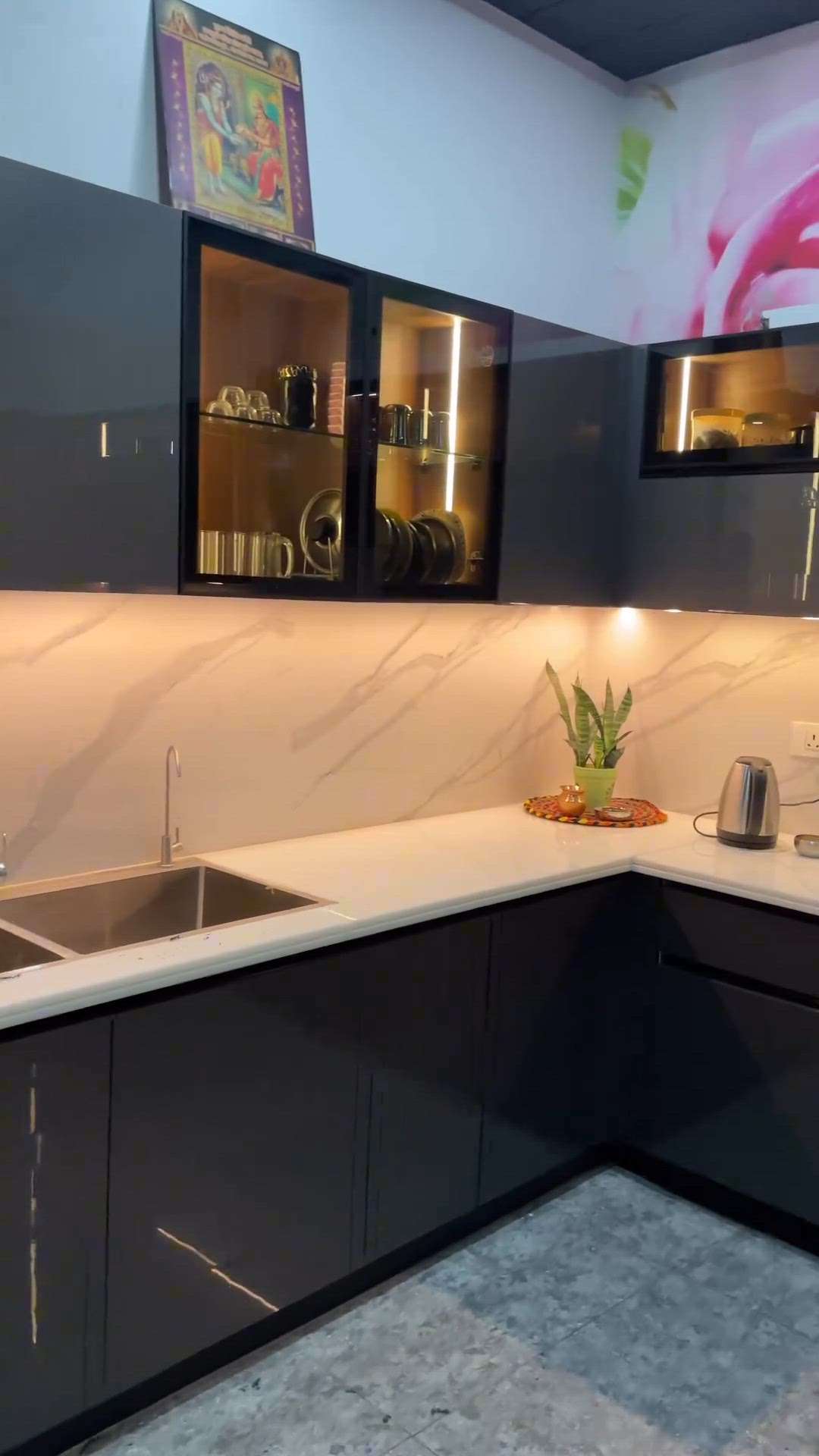 best Modular kitchen design ❤️


 #hibainteriors  #ModularKitchen