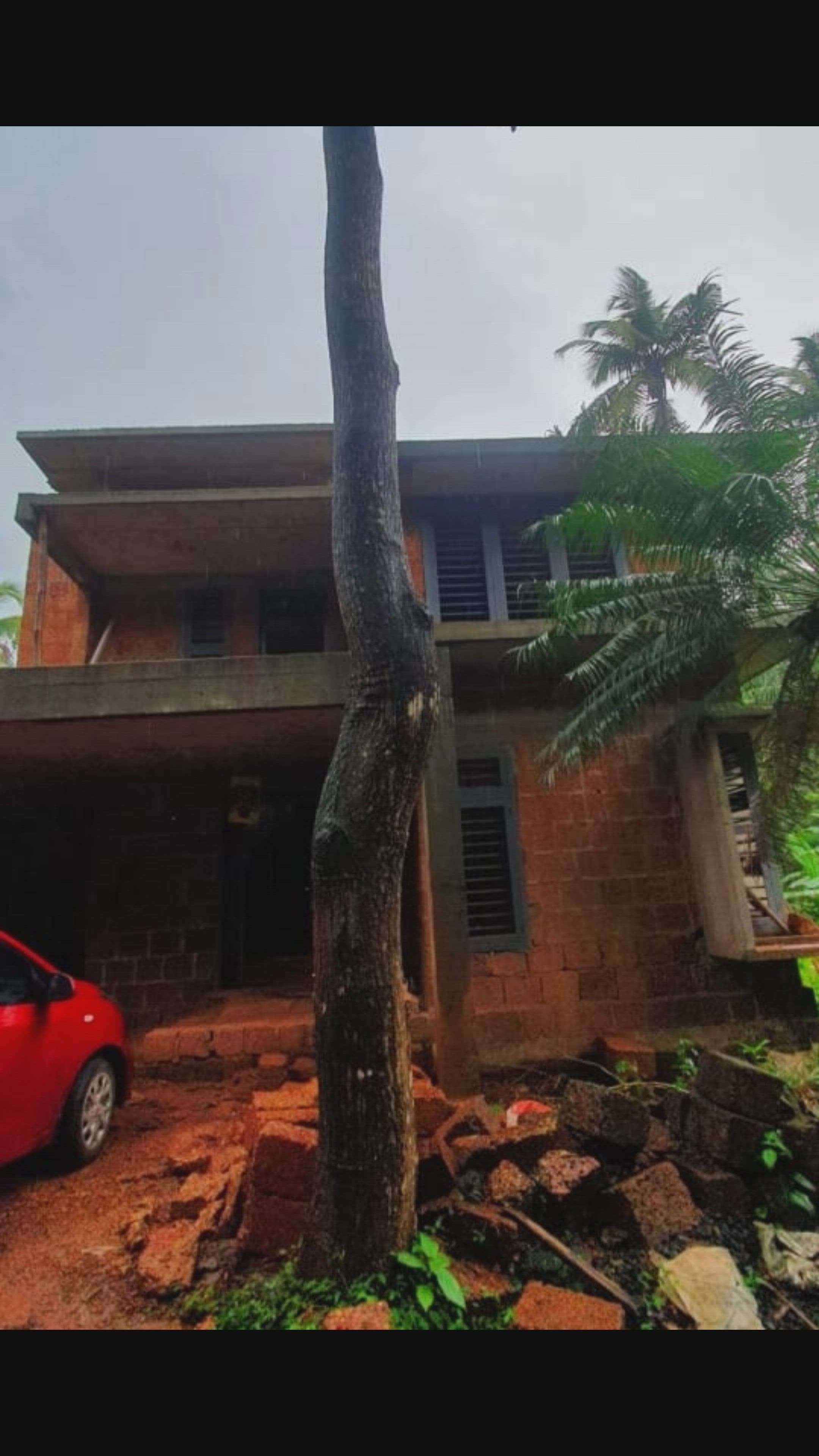 Contemporary style Budget friendly residence at Paduvilayi , Kannur
Client : Jayachandran
Area.  : 2000 Sqft
 #KeralaStyleHouse #kerala_contemporaryarchitecture #modernhousedesigns #architecturedesigns #architecturekerala #Architect #ContemporaryHouse
