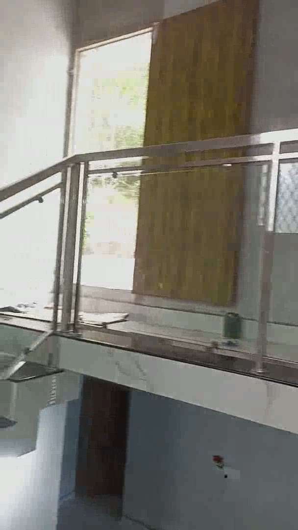 10 mm glass handrail
5200  / metre