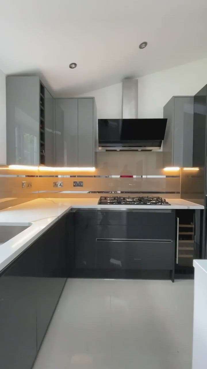 Nice Looking Modular Kitchen
High Gloss Backsplash

Plz contact us for modular kitchen design and exicution service 10 years experience.

Thank you!

#modularkitchen