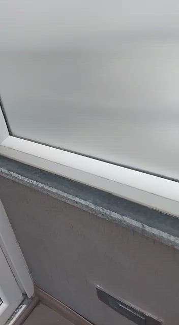 cilling laminated glass
and all covered upvc window on tariss