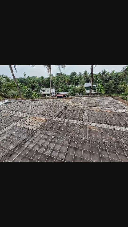 First floor main slab concrete completed.
ചാമ്പിക്കോ..
For more enquiries contact Dreamstone Builders
9061316090,9048111211 
 #mainslab #concrete #Completed