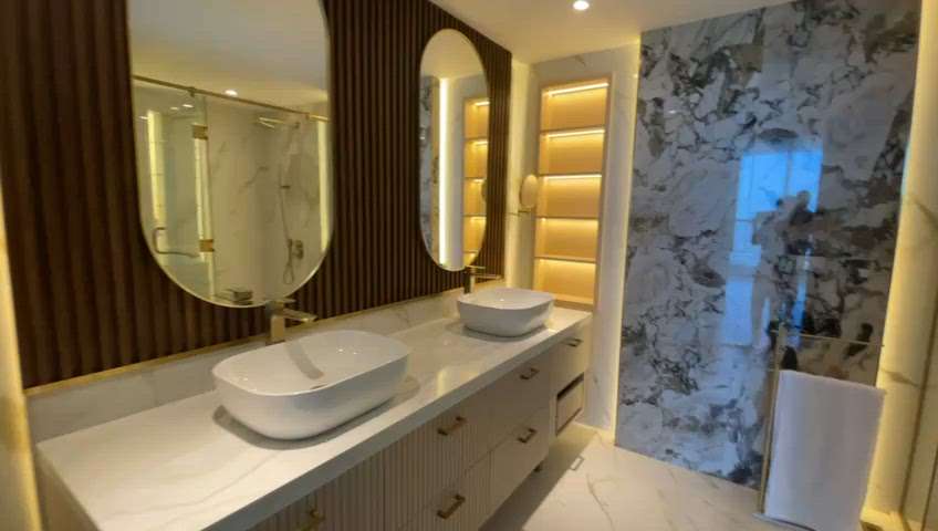 Recently completed bathroom make over . WhatsApp +917253802232 for more details #Washroom #InteriorDesigner  #Architectural&Interior #villainteriordesign #interiorcontractors  #interastudioLuxury  #interiorarchitect  #finarchinteriors