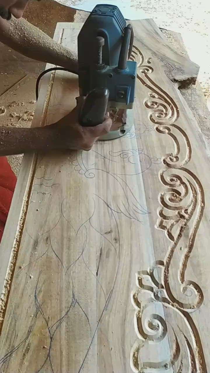 wood carvings in