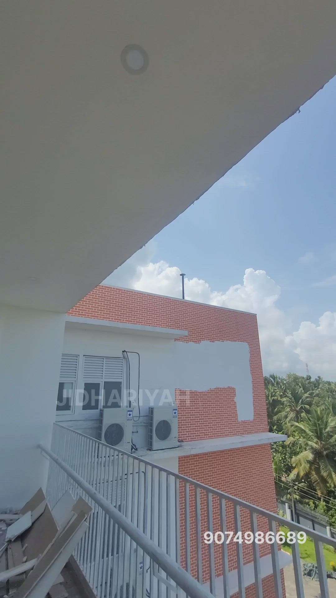 Completed site at Trivandrum 📍
Ceiling done with WPC fluted panels ⚡
.
.
.
#wpcwork #wpcpanel #AcousticCeiling #ceilingdesigns #Architectural&Interior #interiordesign  #architecturedesigns #upvc #wpc #creativity #newdesign #trivandrum #panellight #newmaterial