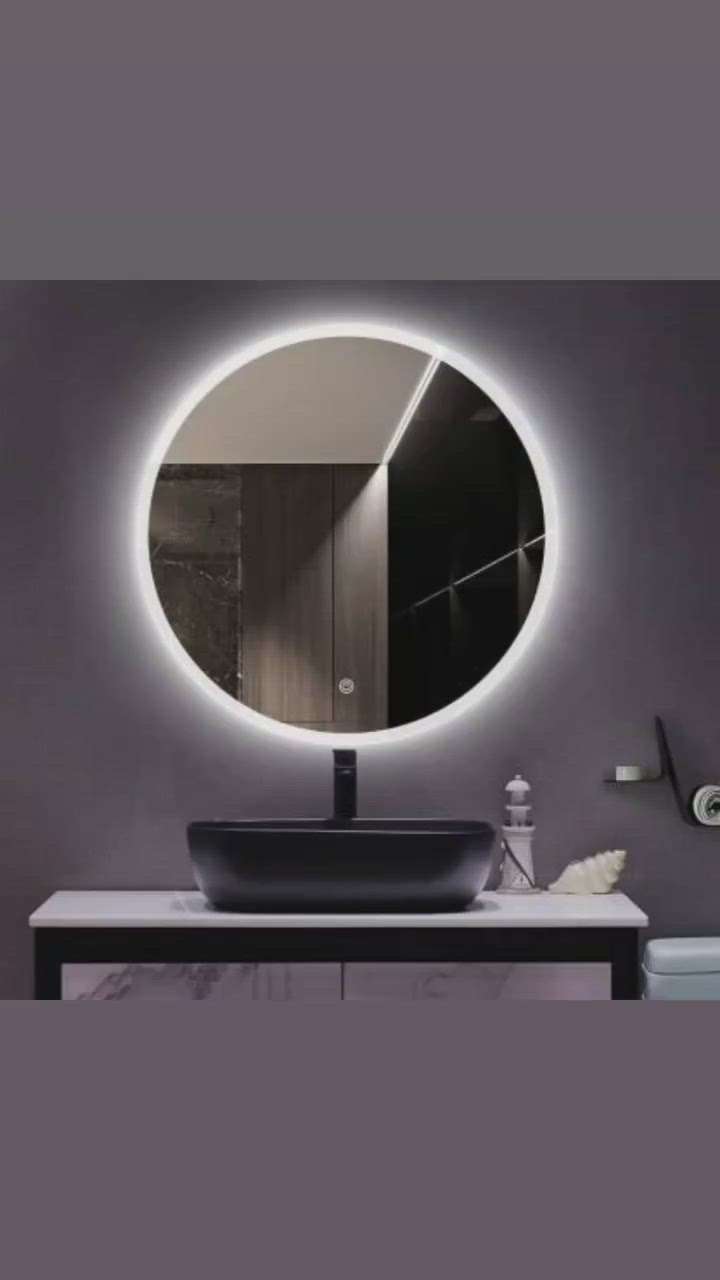 24 inch Round mirror with backlight and touch sensor.